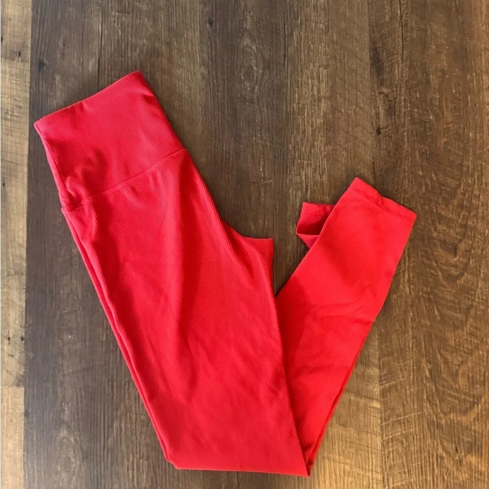 Glyder Red Ribbed Leggings est XS